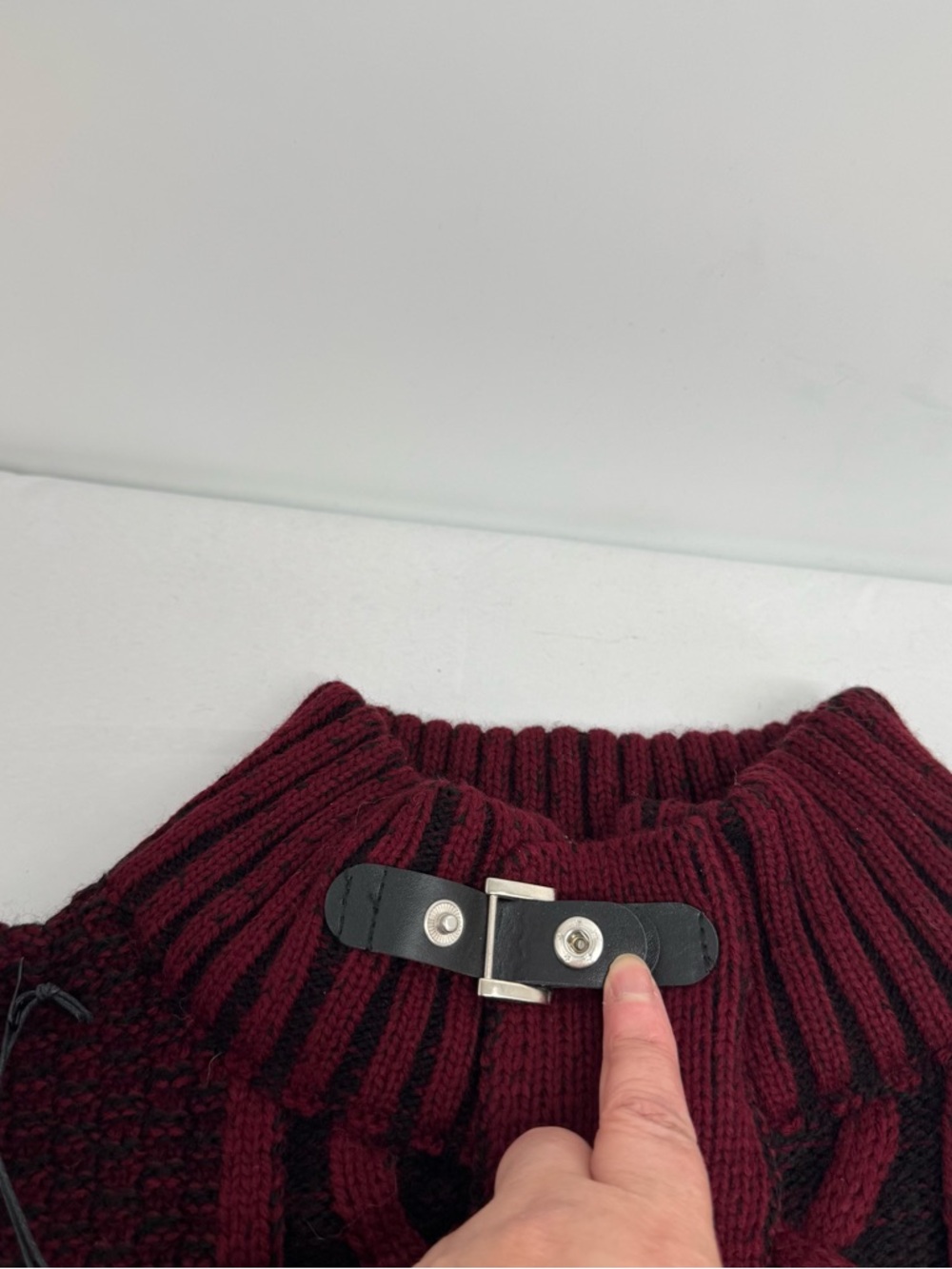 NWT LCR black edition Sweater Men’s Size XXL Buckle Details & Shoulder Patches - Picture 7 of 13